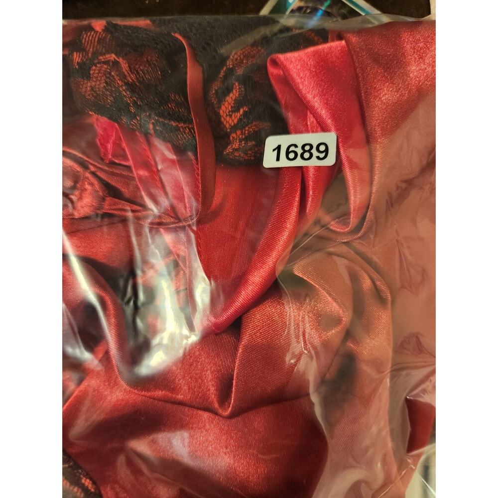 Lilac And London 2 Piece Lingerie Silk Size XXL Lace Hem Red Sleeveless 1689 - Picture 8 of 8